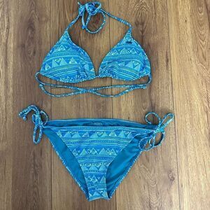 NWOT Roxy Bikini suit set